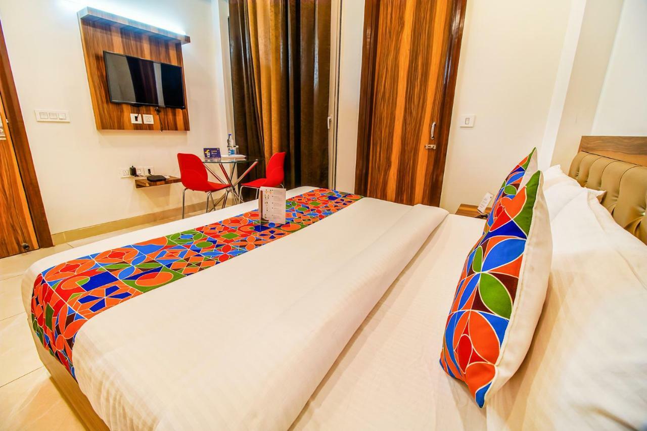 Fabhotel Kiara غورغاون المظهر الخارجي الصورة