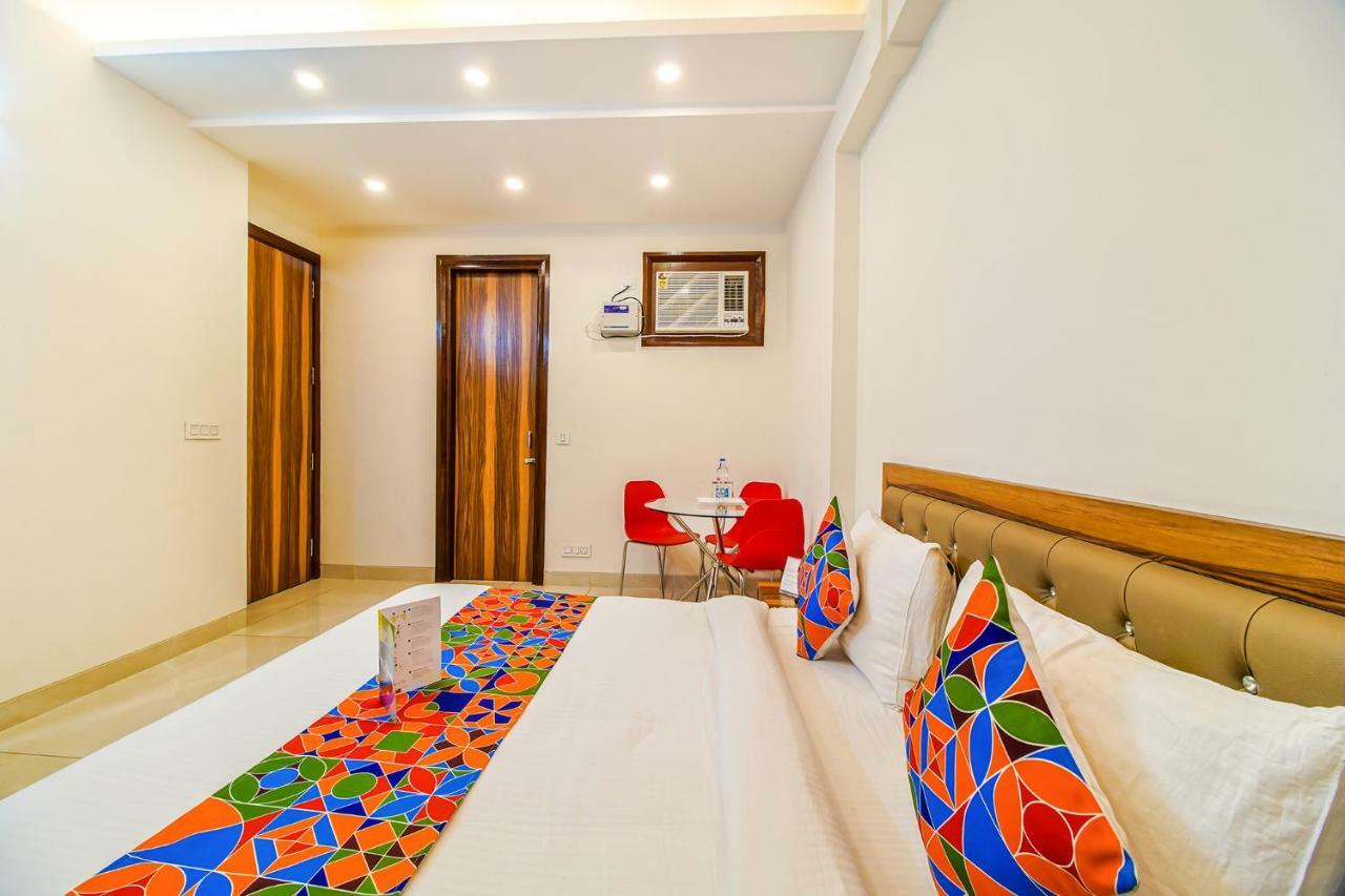 Fabhotel Kiara غورغاون المظهر الخارجي الصورة